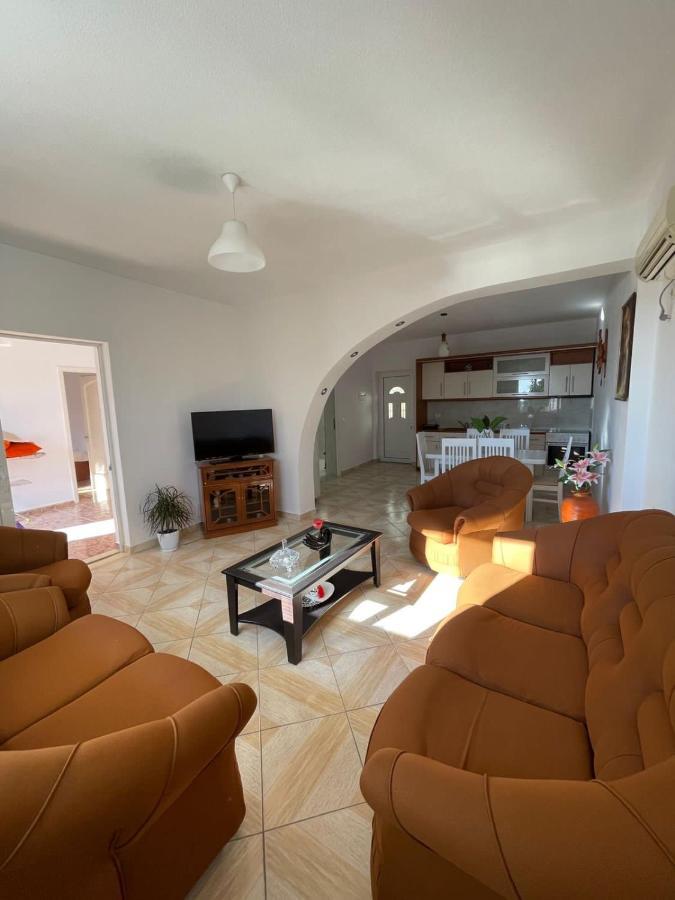 Villa Eden Breeze 2 Bedroom Apartment Sarande Exterior photo